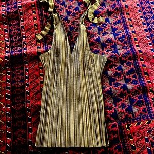 Stunning Miyake Fete iridescent rich-tan top